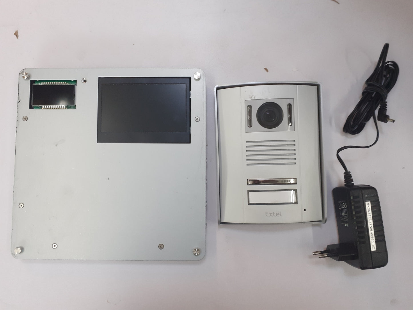 Extel 720217 Bordy Videosprechanlage mit Farbdisplay V10107