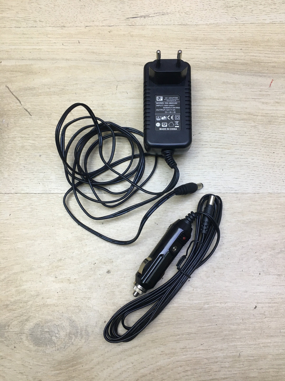 1byone Shiatsu Massagekissen Massagegerät Kissen für Rücken I31302