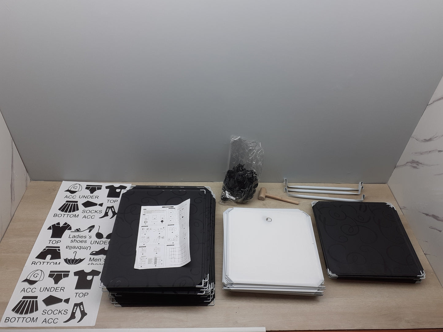 Kleiderschrank 148,1 x 44,9 x 148,1 cm, I14563