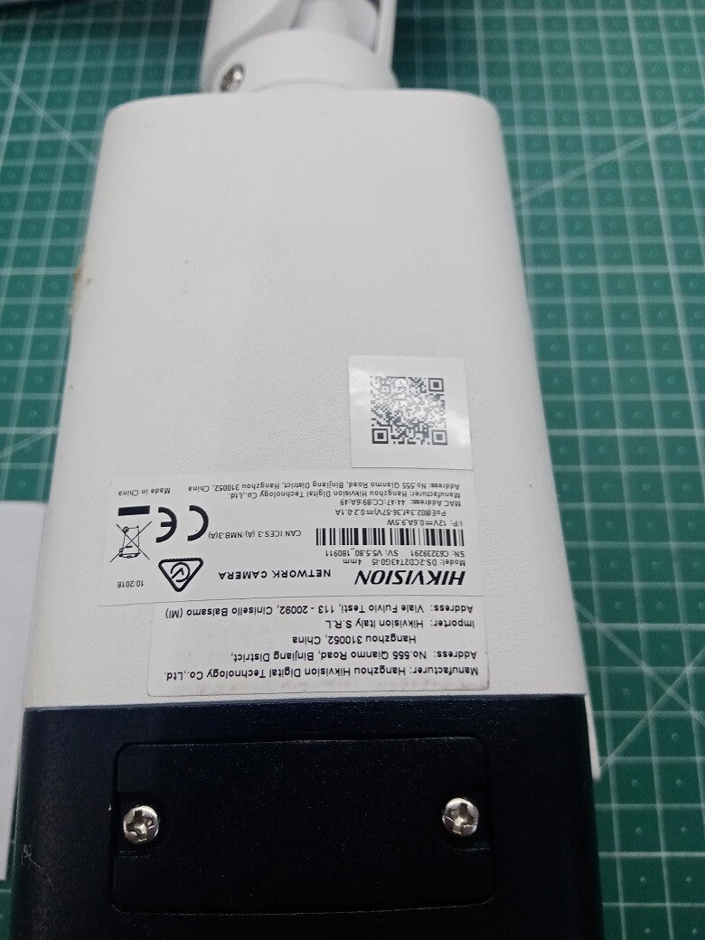 HIKVISION DS-2CD2T42WD-I5 (4mm) 4MP WDR IP Netzwerk Überwachungskamera, V03395