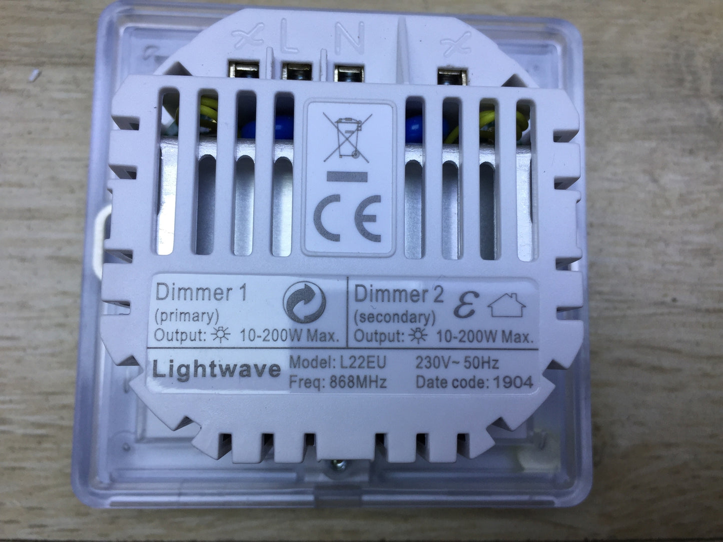 Lightwave L22EU Smart Dimmer 1 2-fach, 200 W, 230 V, I23285