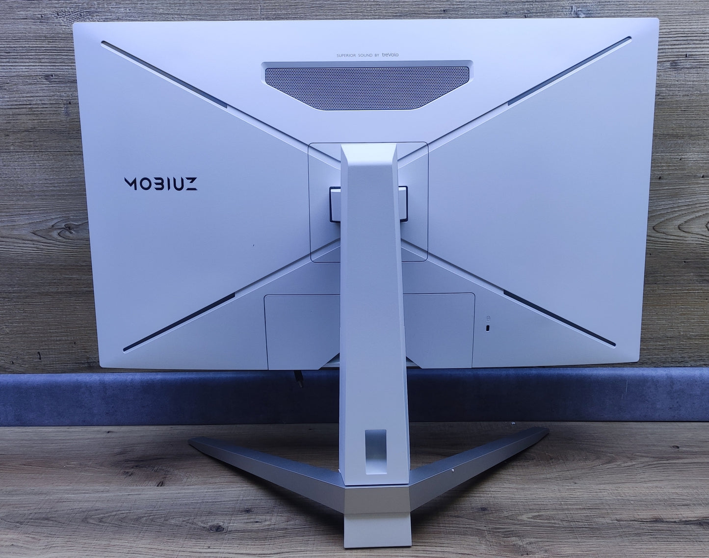 BenQ Mobiuz EX2710U Gaming 4K Monitor 27" UHD 3840x2160 HDR AMD FreeSync 144Hz 