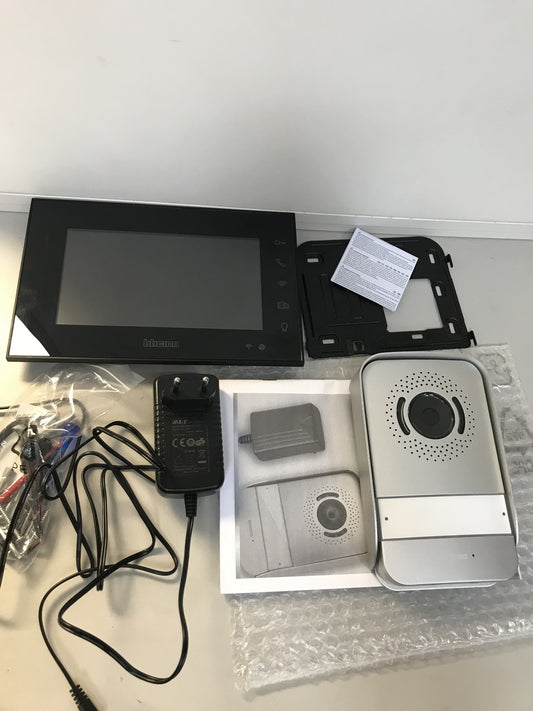 Bticino 318015 Easykit Video-Gegensprechanlage, Touchscreen 7 Zoll, I32191