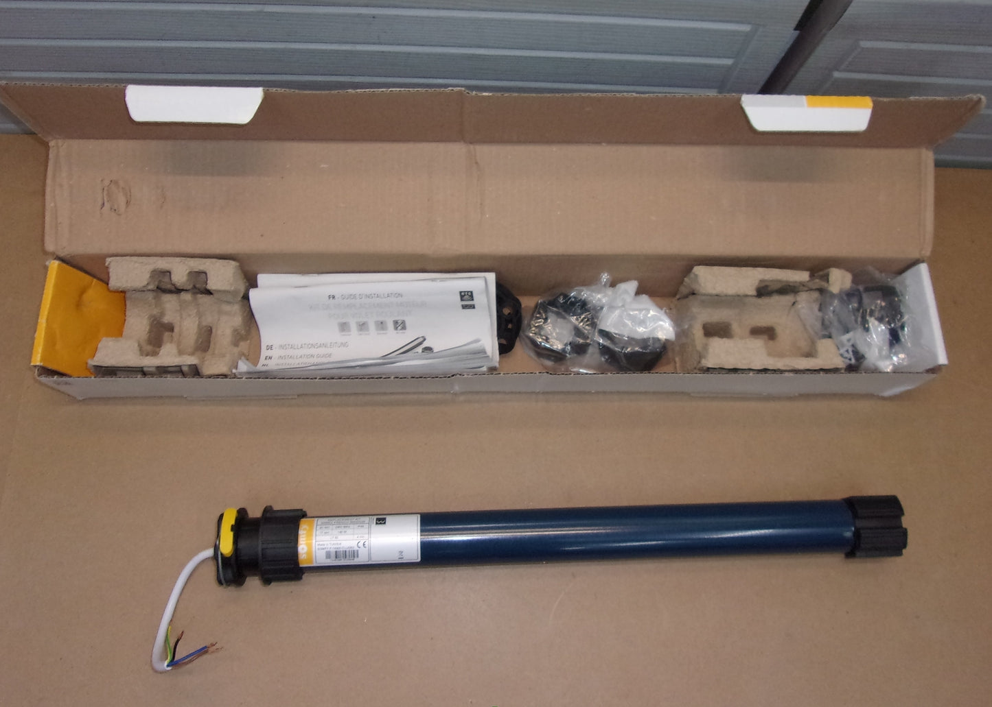 Somfy 1240386 Rollladenmotor Ersatz-Kit, für klassische Fensterrollläden, I05429