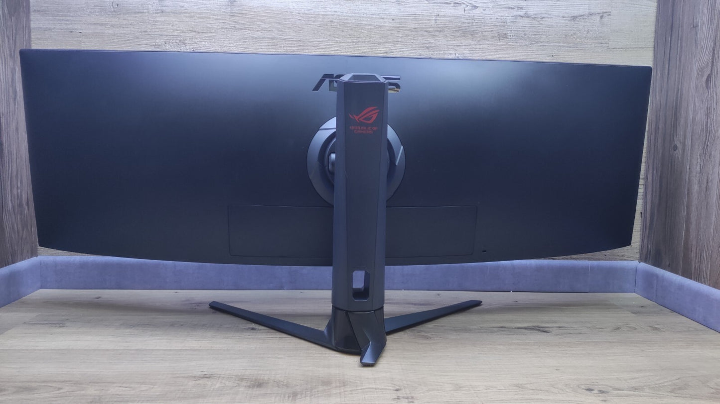 ASUS ROG Strix XG49WCR Monitor 49" DQHD 5120x1440 HDR USB-C Adaptive Sync 165Hz
