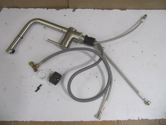 LIVENNE LIVE535 Spültisch- Niederdruck-Einhebelmischer, Y09705