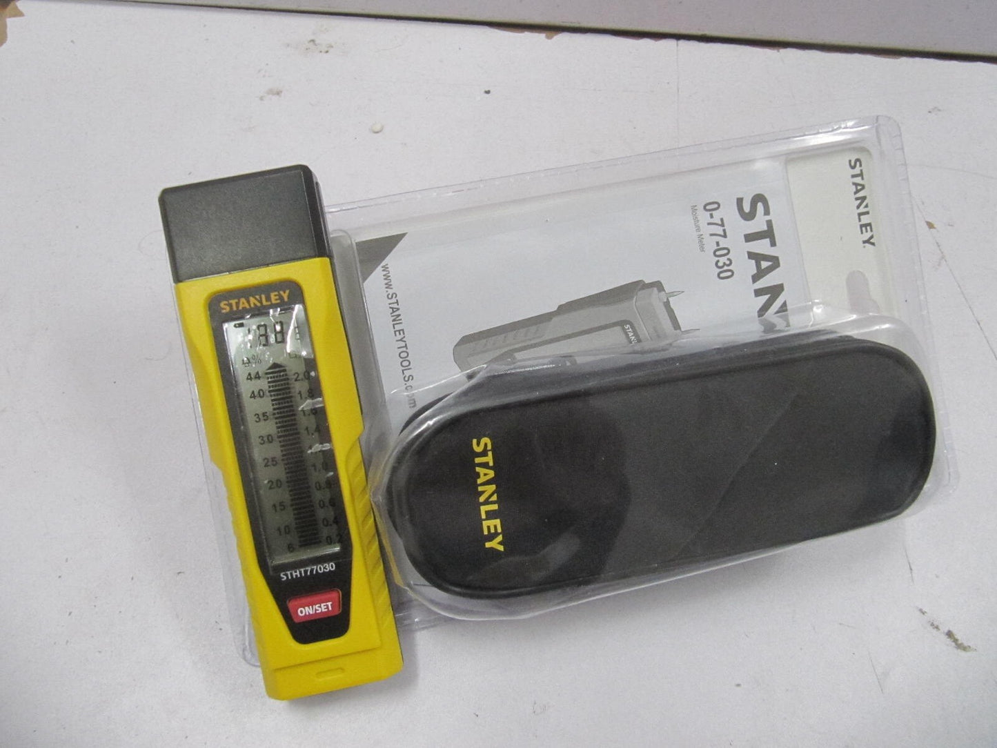 Stanley Feuchtigkeitsmesser, 0-77-030, Y08484