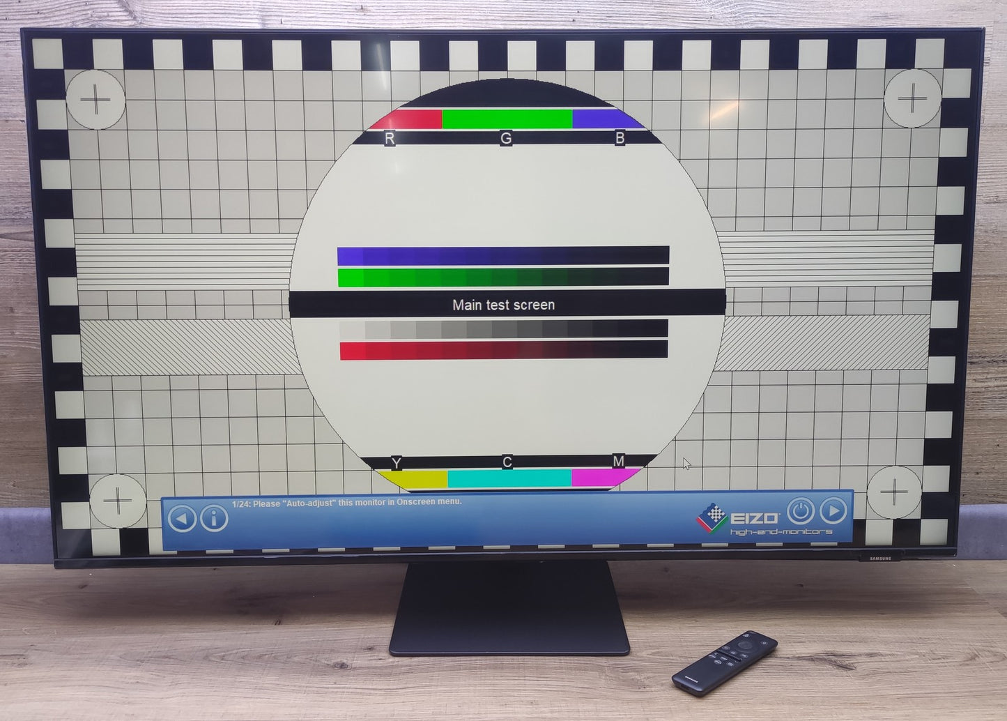 Samsung S43DM702UU Smart 4K Monitor 43" UHD 3840x2160 HDMI USB-C WLAN Tizen App