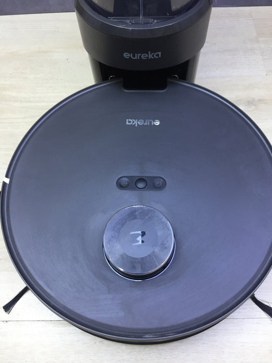 EUREKA NER E10s vacuum/mop robot with bagless vacuum station, I29630