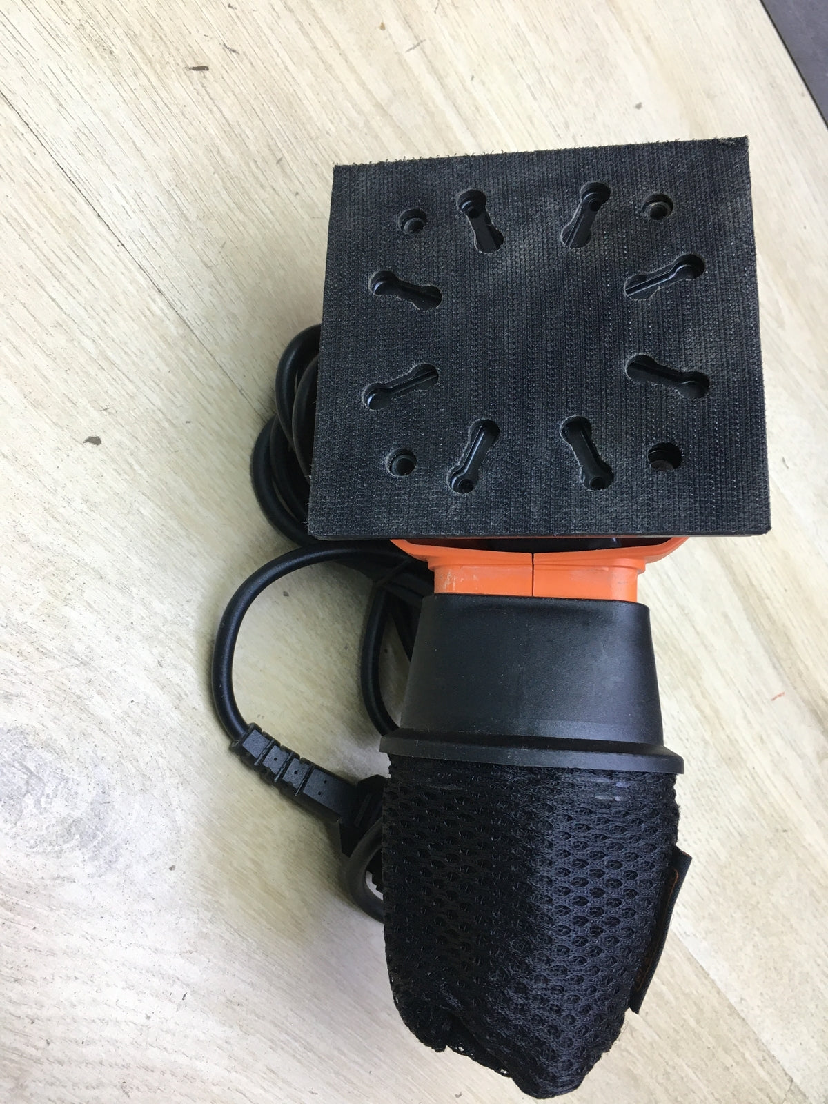 Black & Decker KA401 Schwingschleifer 170 W, I31295