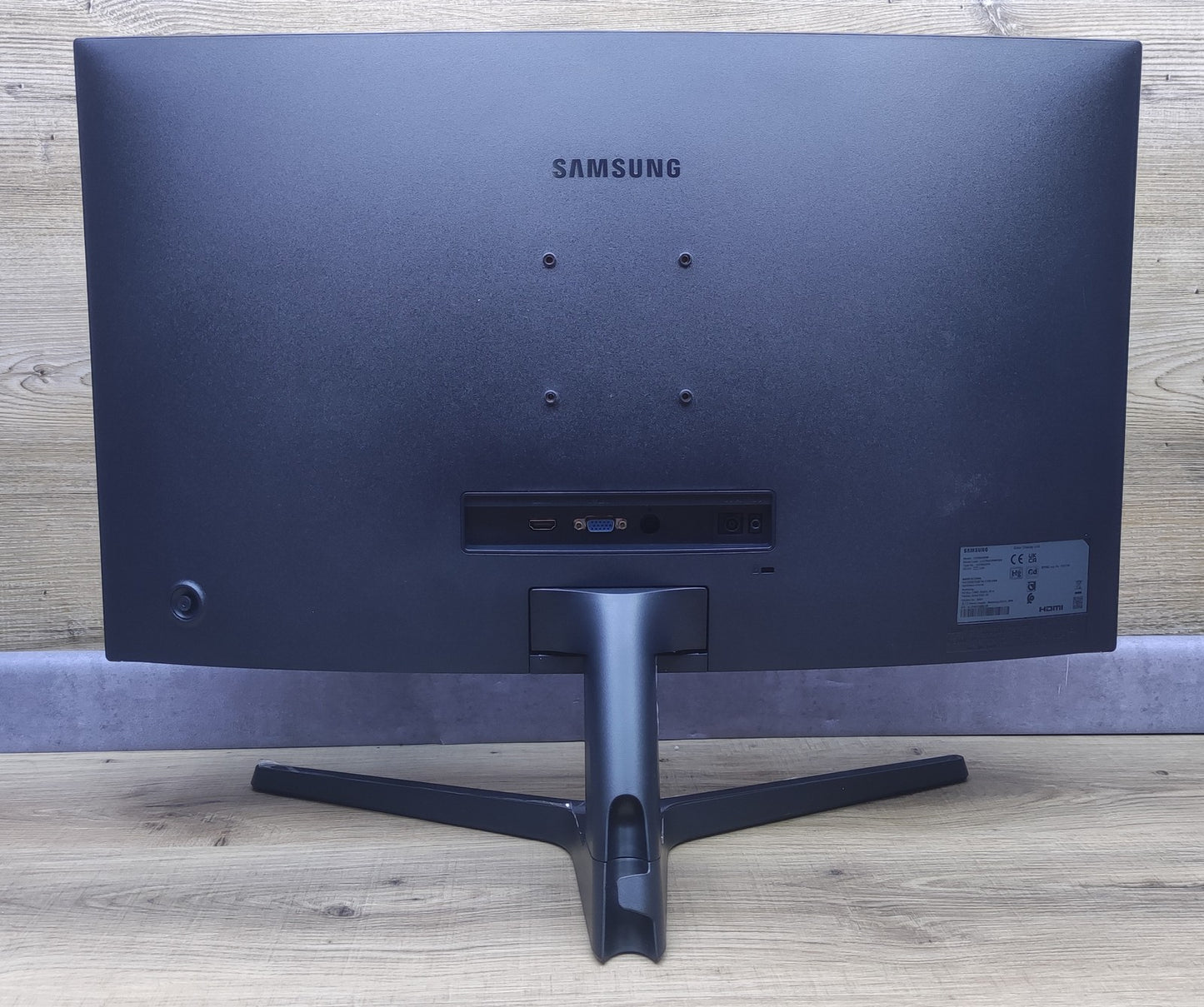 Samsung C27R502FHP Curved Monitor 27" FHD 1920x1080 VGA HDMI AMD FreeSync 60Hz