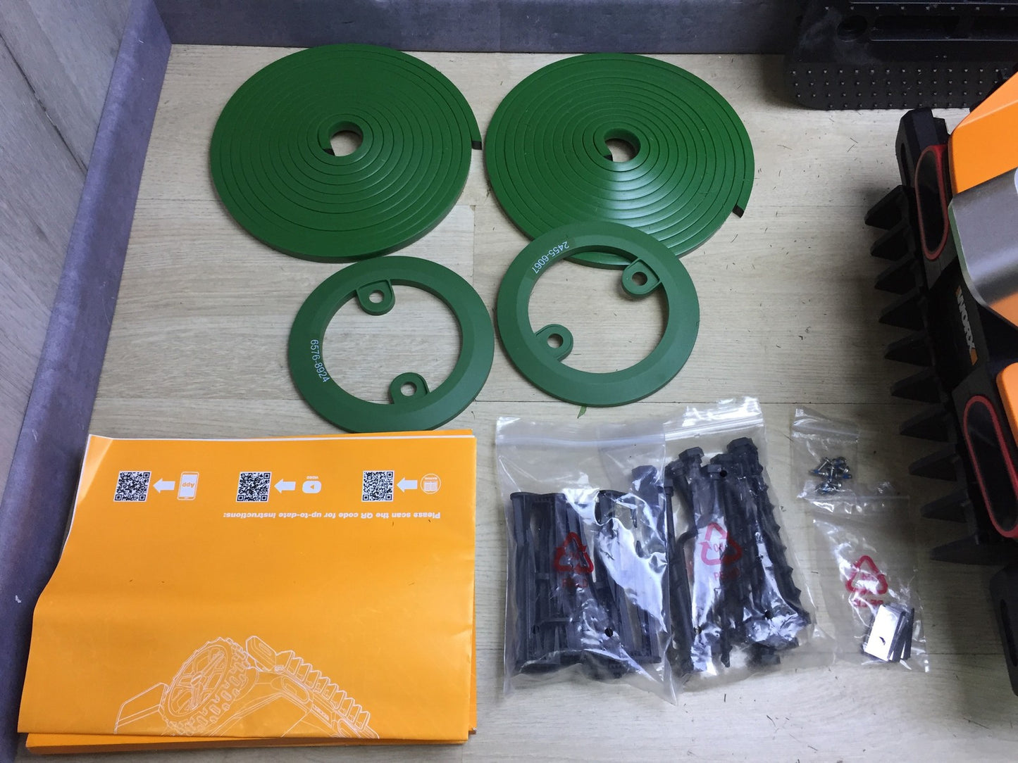 WORX Landroid Vision M800 Mähroboter WR208E.1 für Gärten bis 800m² I33367