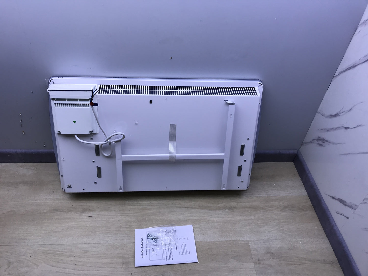 Carrera HW15GT41T Heizkörper Keramik Glas 1500 W weiß LCD, I27856