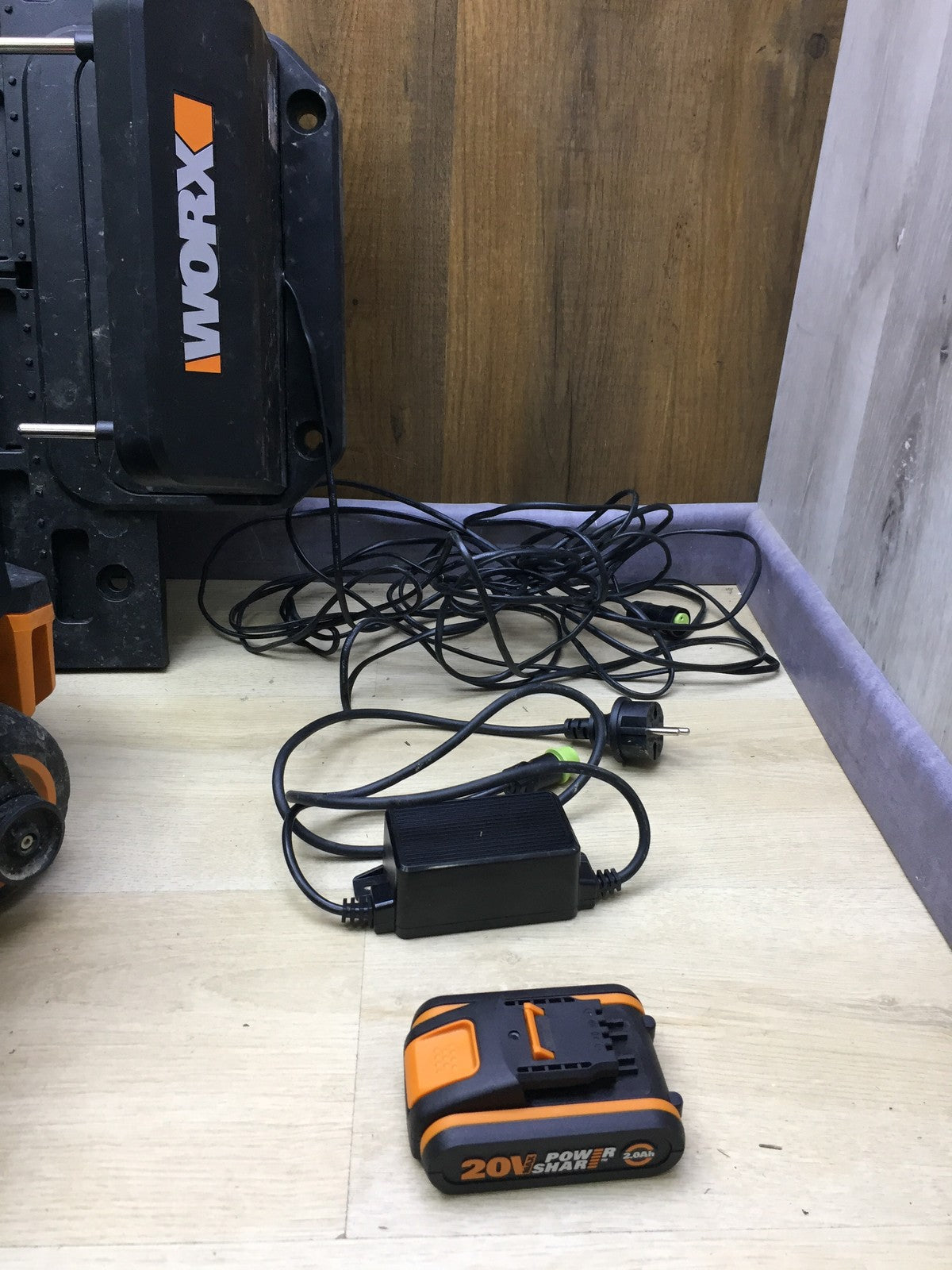 WORX Landroid Vision M600 Mähroboter WR206E.1 für Gärten bis 600m² I34227