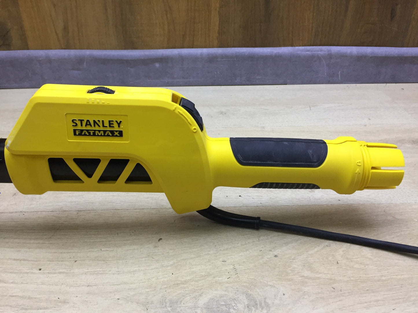 STANLEY SFMEE500 Wandschleifer 750W, I33537