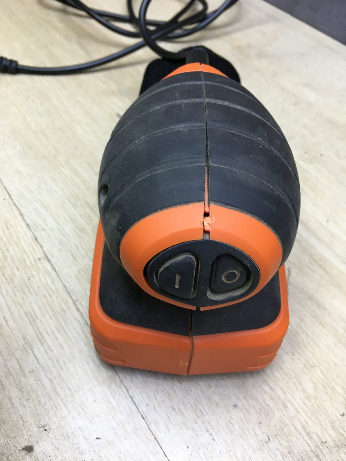 Black & Decker KA401 Schwingschleifer 170 W, I31239