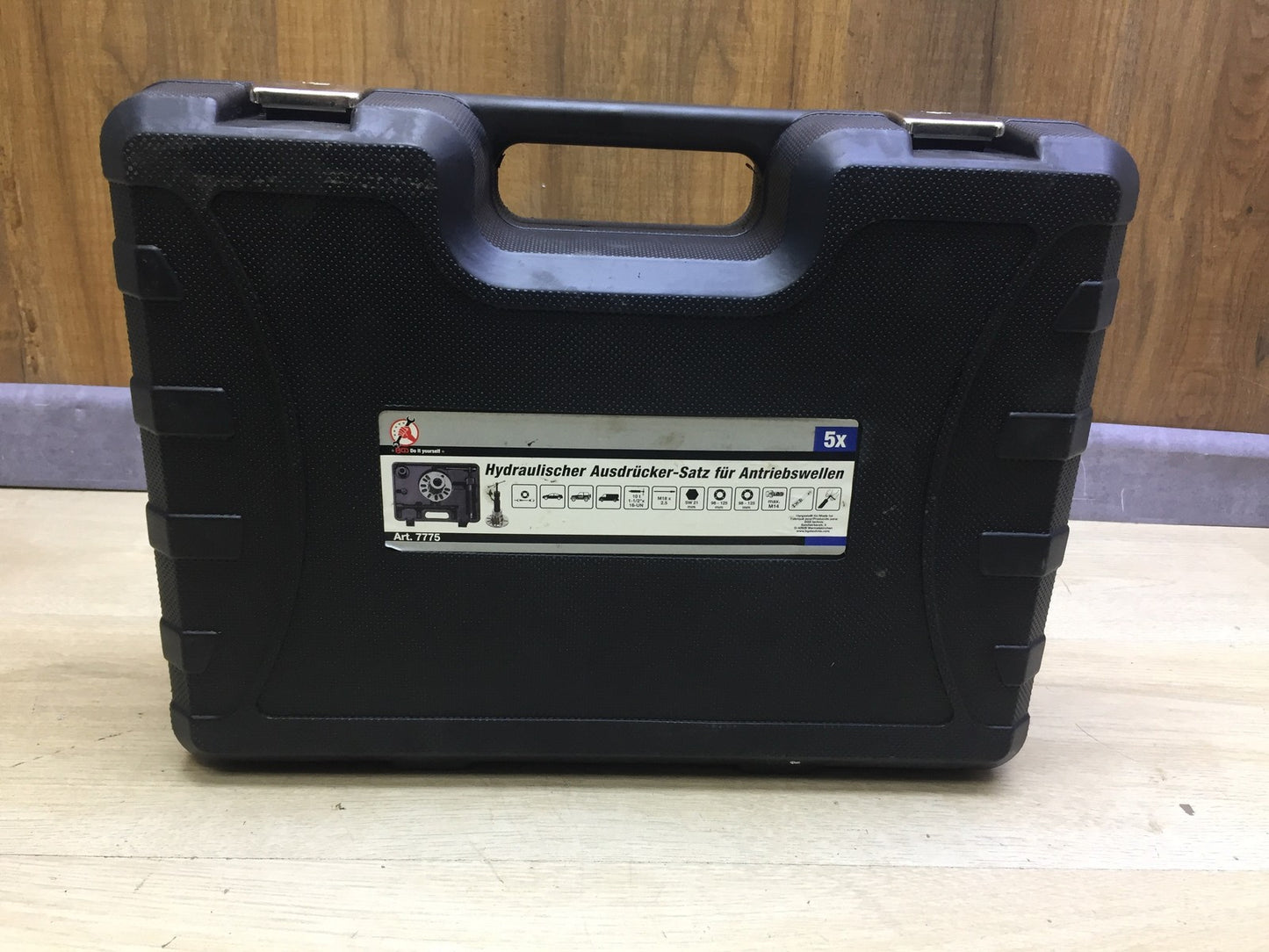 BGS 7775 Hydraulic Drive Shaft Extractor Set, I33303
