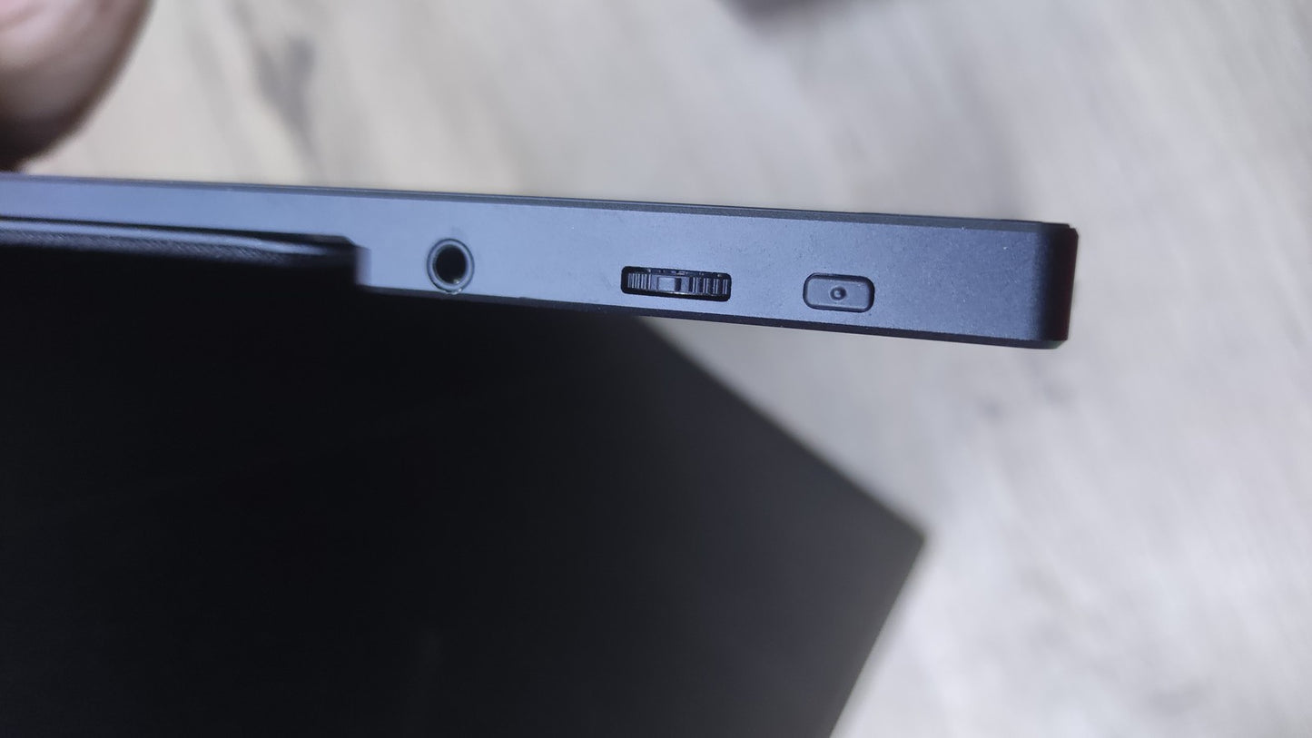 Cocopar Tragbarer USB-C Monitor 15,6" FHD 1920x1080 HDMI USB Type-C Eye Care