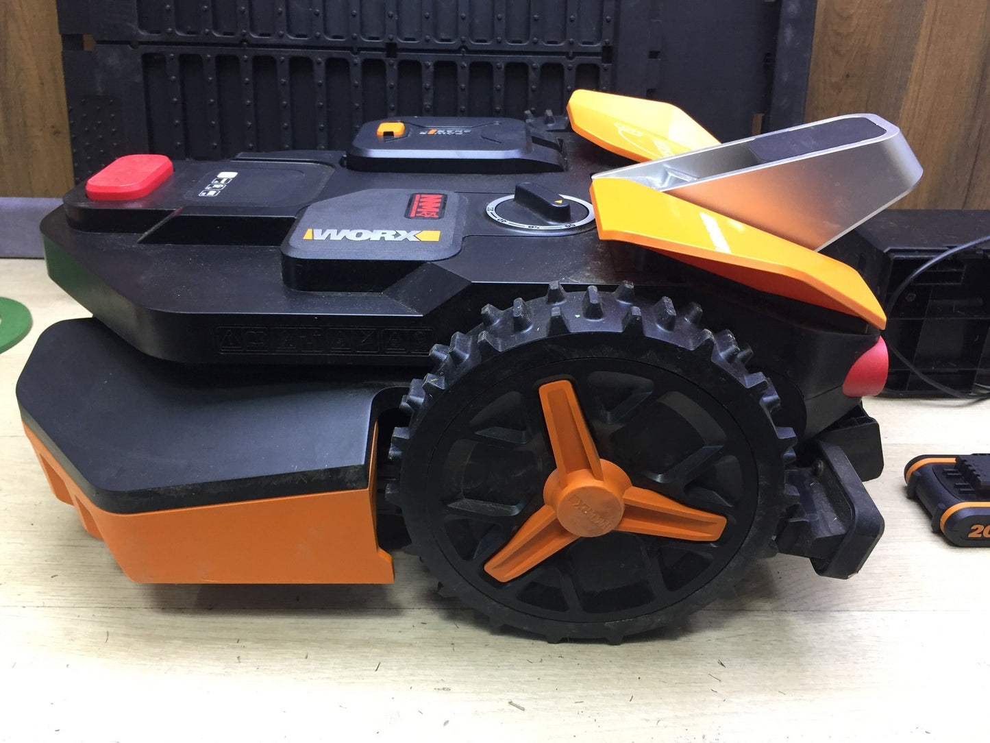 WORX Landroid Vision S250 Mähroboter WR202E, für Gärten bis 250m², I33592