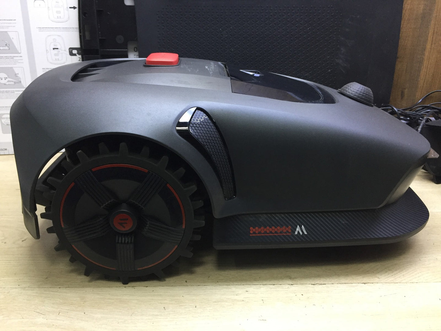 Dreame Mova 1000 Mähroboter (MLLM4110) bis 1.000 m² 3D-LiDAR kabellos, I33982