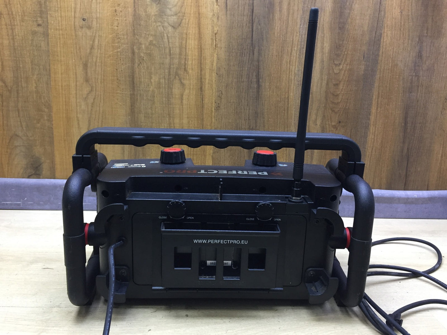 PerfectPro WS3 Baustellenradio Workstation, I34057