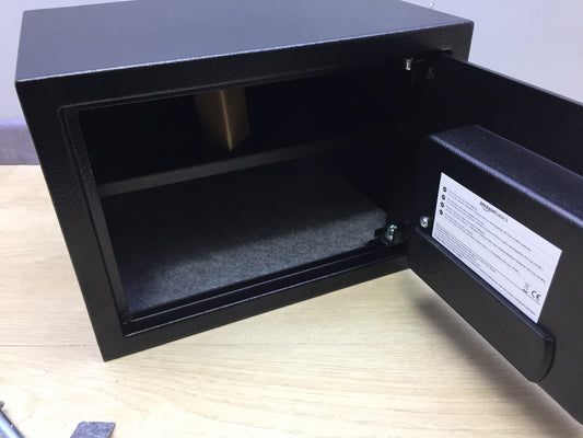 AmazonBasics Tresor 14 l, Schwarz, I18398