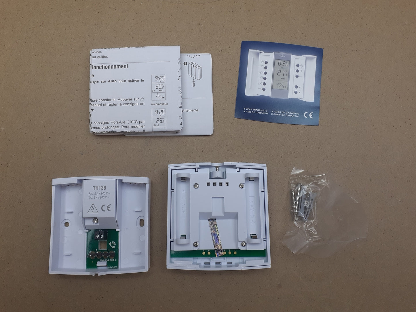 Aube TH136 Programmierbarer Thermostat, I05777
