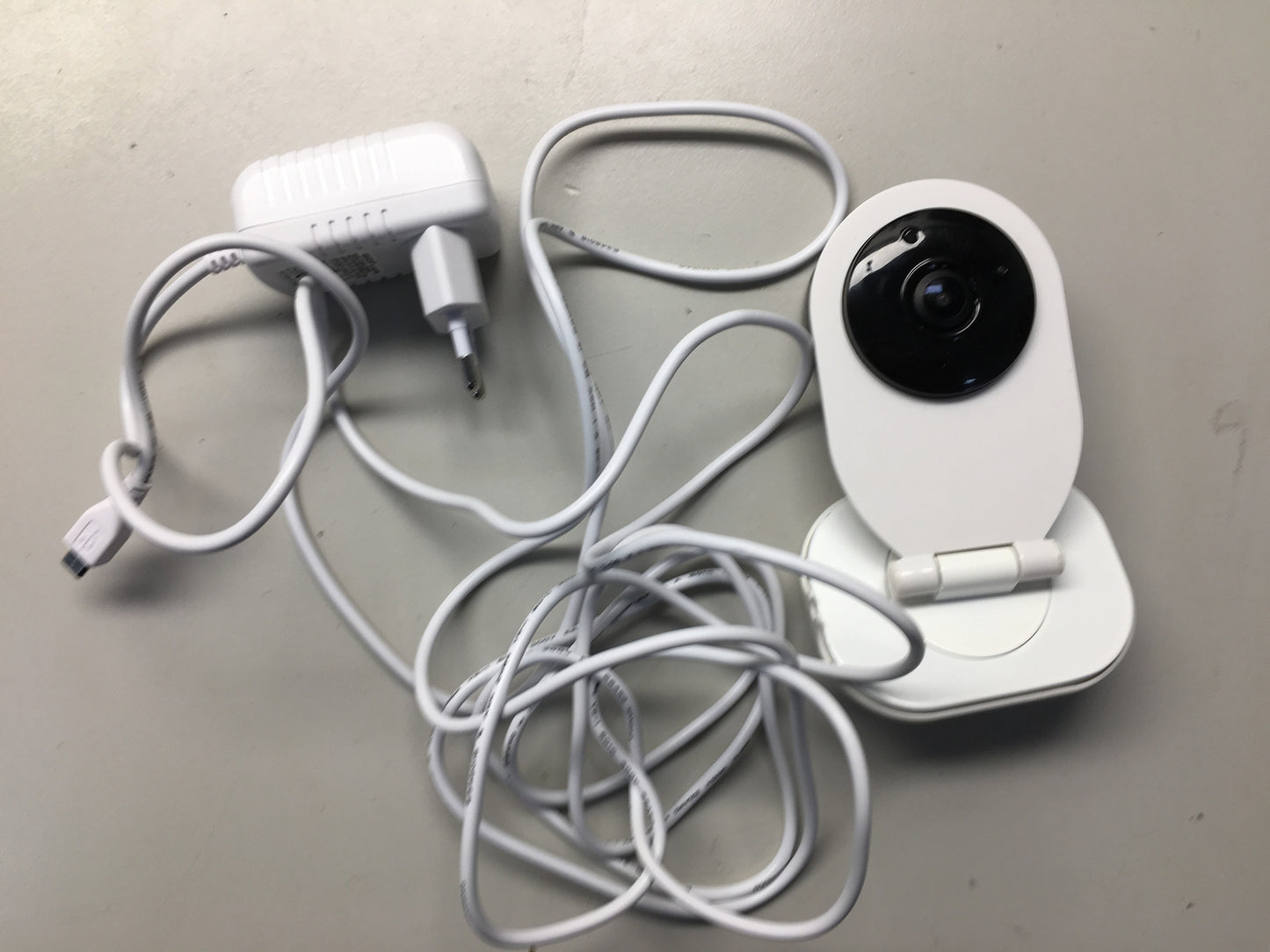 Smartfrog WLAN IP Kamera, ABO-modell monatlich kündbar, innen, I03642