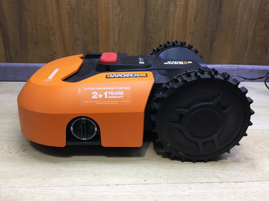 Worx Landroid S WR130E robotic lawnmower for gardens up to 300 sqm, I33525