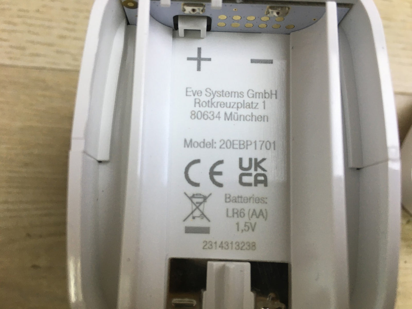 Eve Thermo Smartes Heizkörperthermostat mit LED-Display, I33237