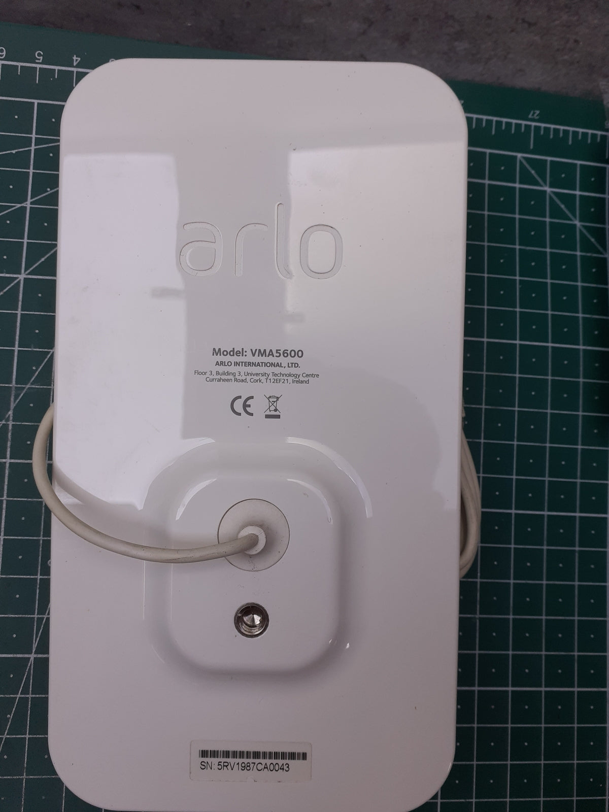 Arlo VMA5600 Solarpanel, wetterfest, 2,44m Magnet-Ladekabel, I17905