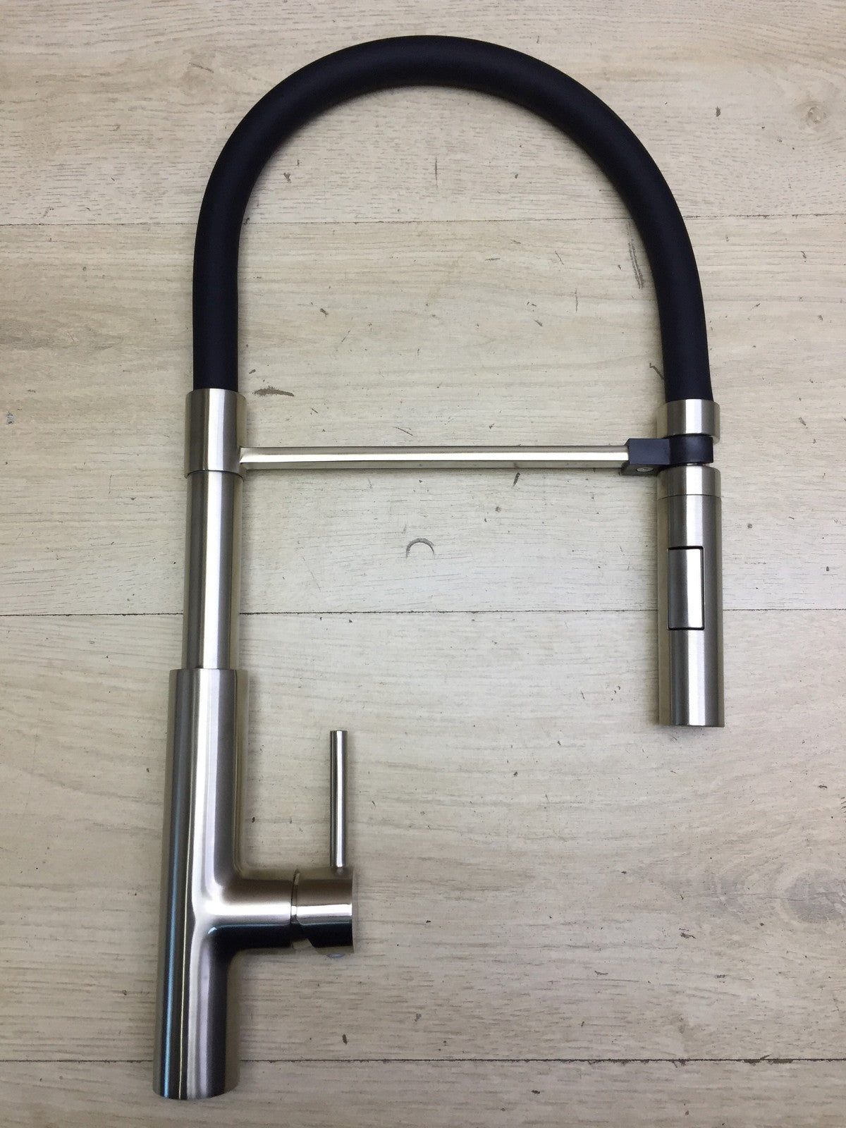 Schütte 23138 Design Küchenarmatur, Wasserhahn für die Küche, I33915