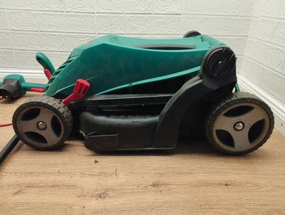 Bosch ARM 34 Elektro-⁠Rasenmäher 3 600 HA6 101, 34 cm, 40L