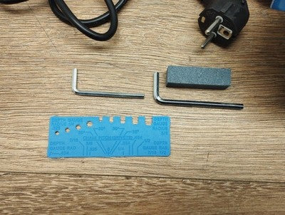 Güde 94135 P 2300 A Sägekettenschärfgerät für Kettensäge