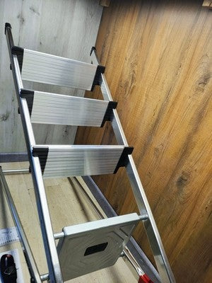 Hailo L80 ComfortLine Alu-Sicherheits-Stehleiter 8040-407, 4 Stufen