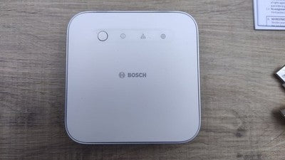 Bosch Smart Home Controller II Gateway zur Steuerung des Bosch Smart Home
