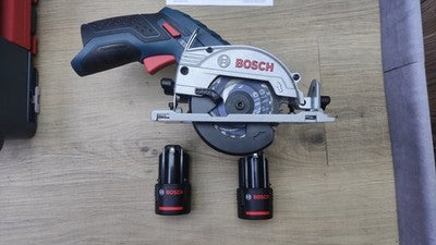 Bosch Professional GKS 12V-26 Akku-Handkreissäge 2 Akkus 3.0Ah