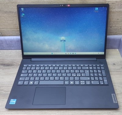Lenovo V15 G5 IRL Notebook 15.6" FHD 1920x1080 Intel i3-1315U 8GB 512GB USB-C