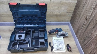 Bosch Professional GKS 12V-26 Akku-Handkreissäge 2 Akkus 3.0Ah