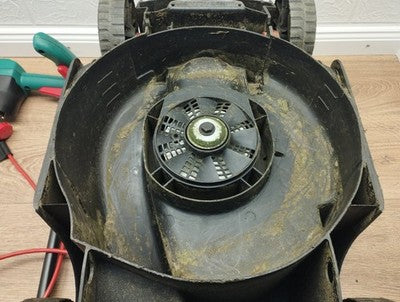 Bosch ARM 34 Elektro-⁠Rasenmäher 3 600 HA6 101, 34 cm, 40L