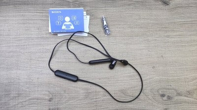 Sony WI-C310 kabelloser In-Ear Kopfhörer schwarz Bluetooth