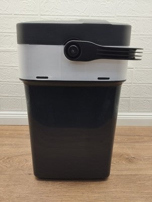 PEME ioEss-L Kühlbox 12V 230V 22,9 L mit Steckdose für Camping