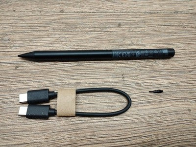 HP 700 Wiederaufladbarer Multi Pen