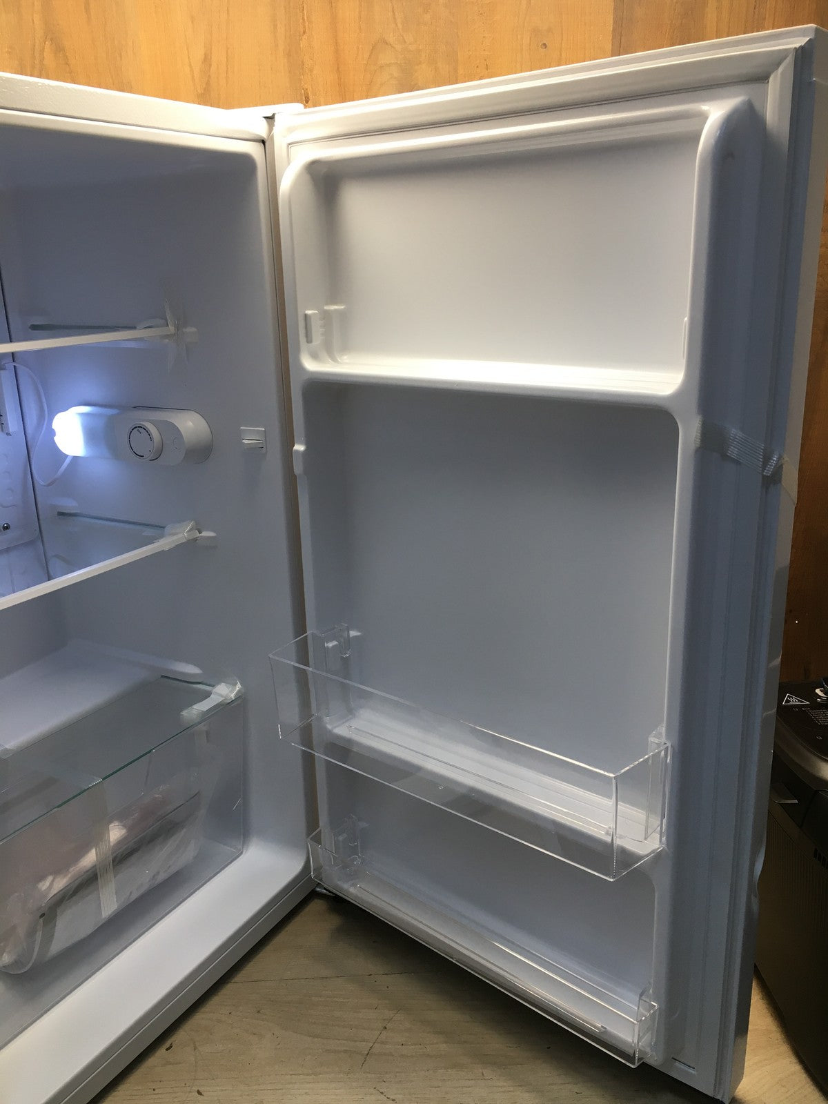 Gorenje R39EPW4 Tischkühlschrank Freistehend, 40dB, 92 L, EEK E, I39436