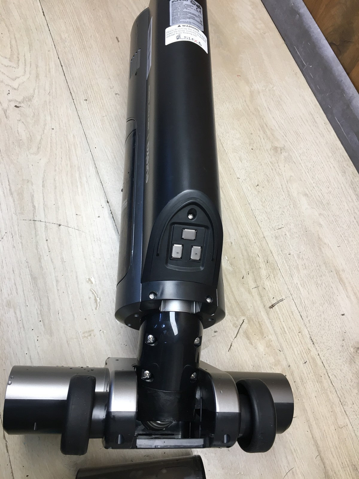 Eureka NEW430BL Kabelloser Nass-/Trockensauger, 230W, I36399