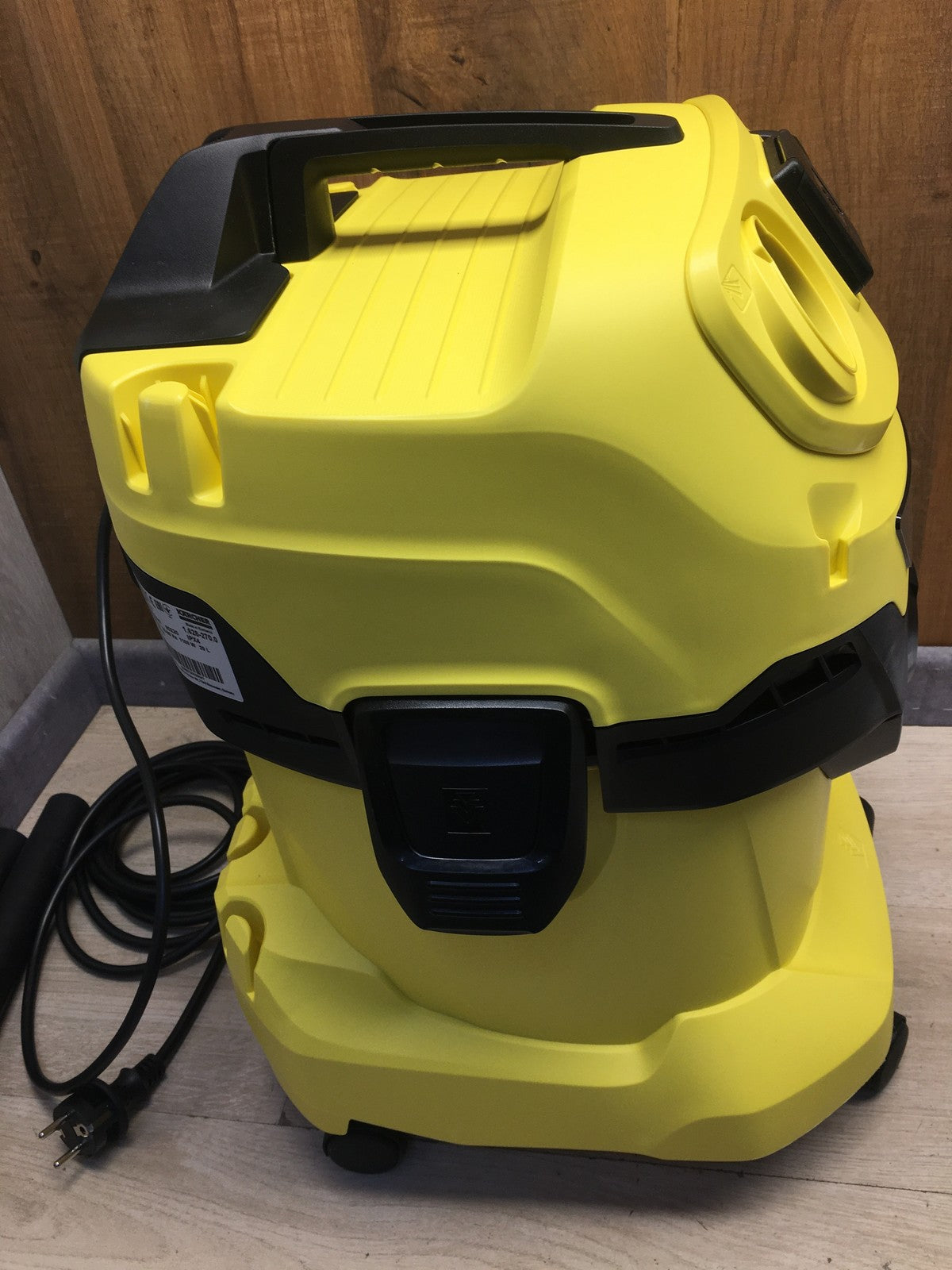 KÄRCHER 1.628-270.0 Nass-/ Trockensauger WD 4 P 20L 1100W I40854