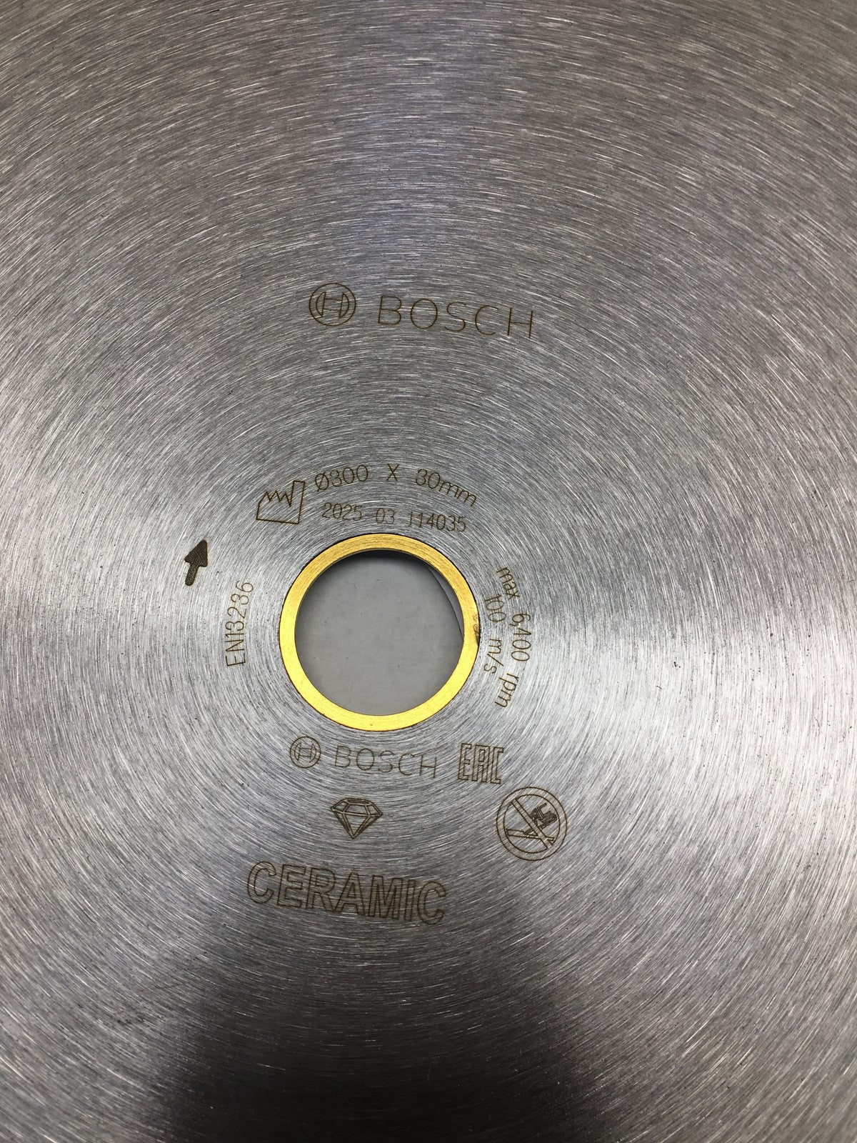 Bosch 2608602540 Diamanttrennscheibe Standart für Ceramic, Ø 300 mm, I40859