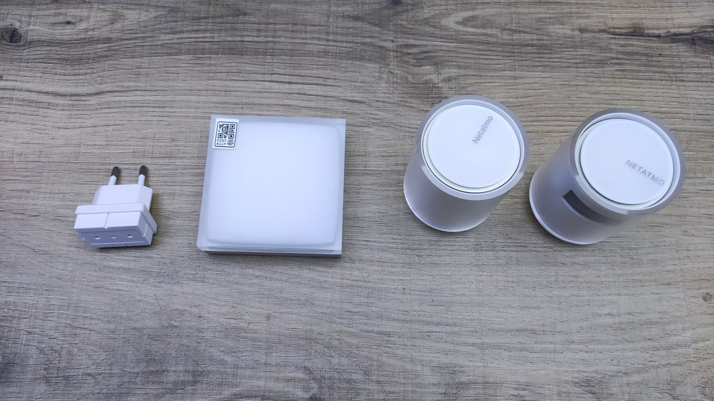 Netatmo Smarte WLAN Starterpaket mit 2 Heizkörperthermostat, I36271