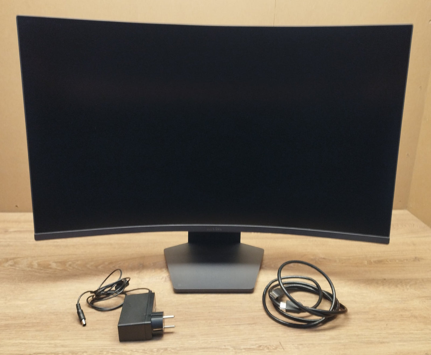 LG UltraGear GS6 32GS60QC-B Monitor 31.5" WQHD 2560x1440 AMD FreeSync 180Hz 1ms