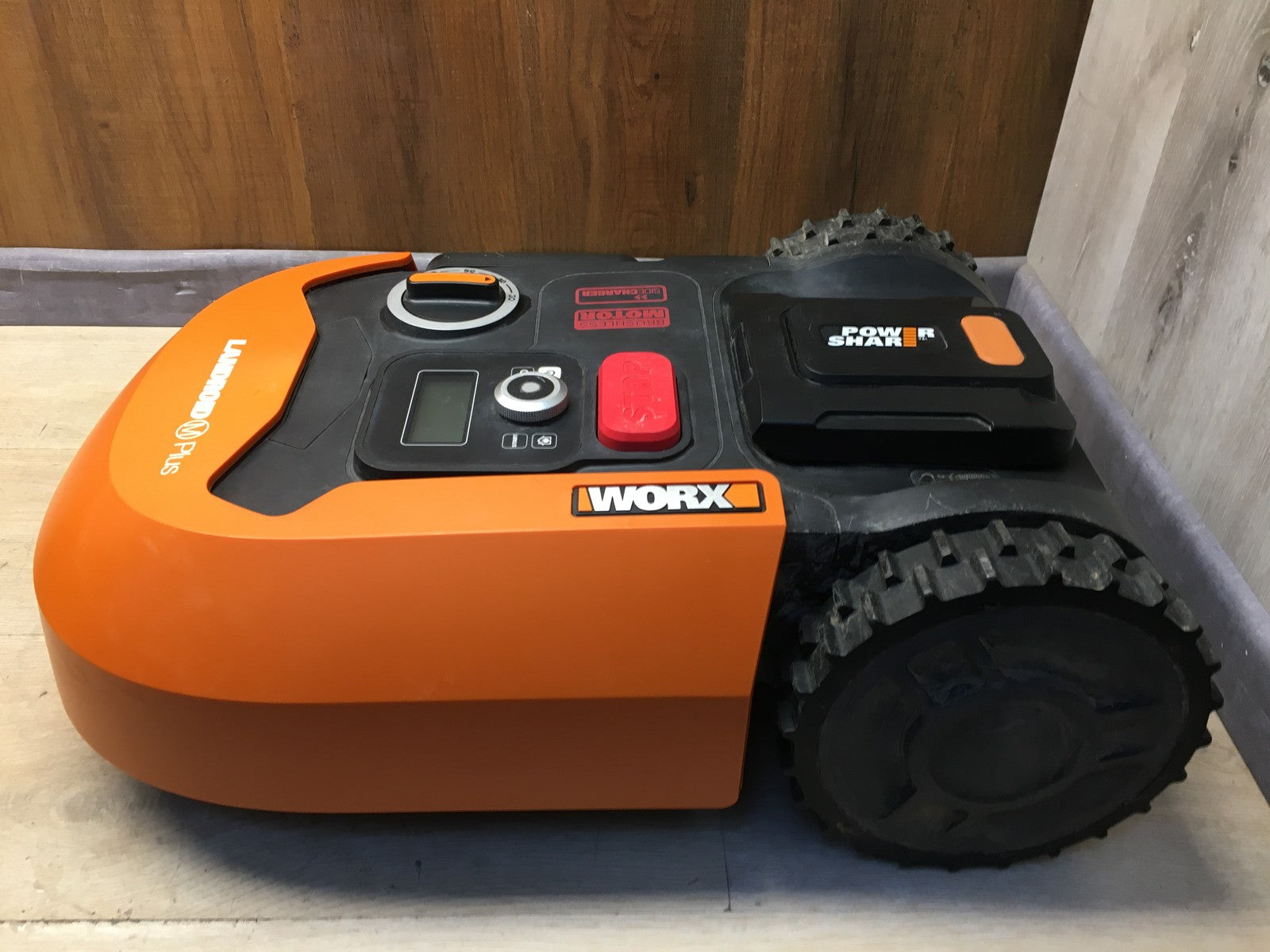 WORX Landroid M700 PLUS WR167E Mähroboter für Gärten bis 700 qm, I37355